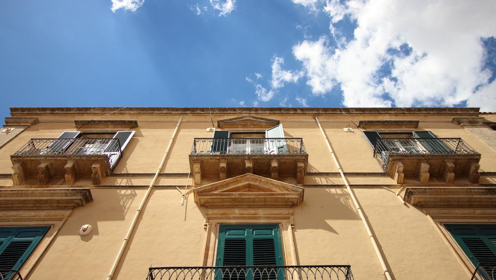 Melodia3 Suites Noto Exteriér fotografie